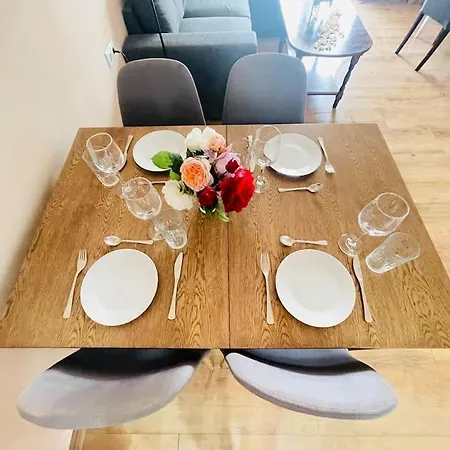 Sophia - Free Parking Apartment